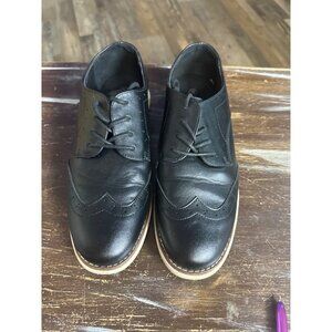 oliver mason  size 7m wing tip oxfords black with white optic sole  dress shoe